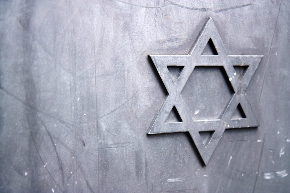 „Wir stehen solidarisch an der Seite unserer jüdischen Mitbürger*innen“